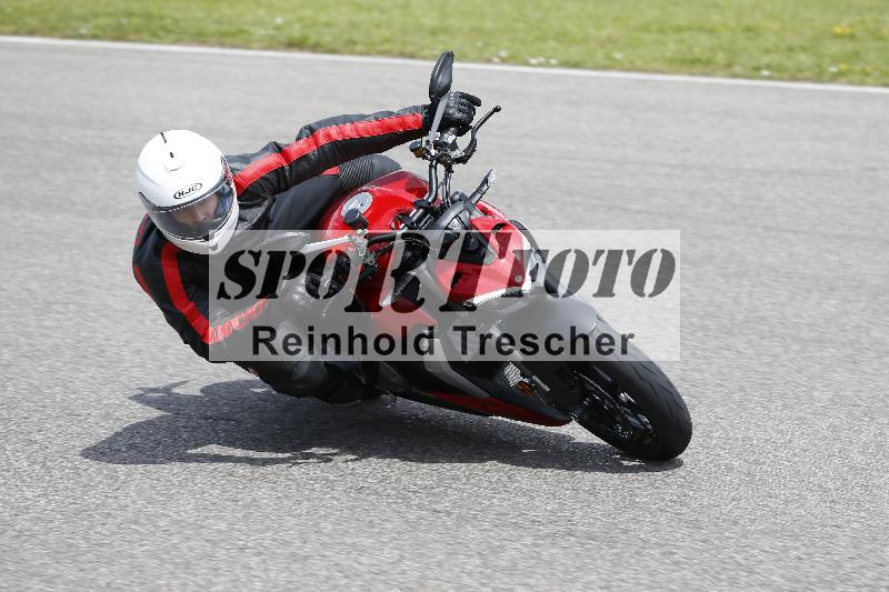 /Archiv-2024/29 12.06.2024 MOTO.CH Track Day ADR/Gruppe gelb/unklar